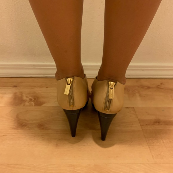 Leather Micheal kros wedges - Picture 7 of 7